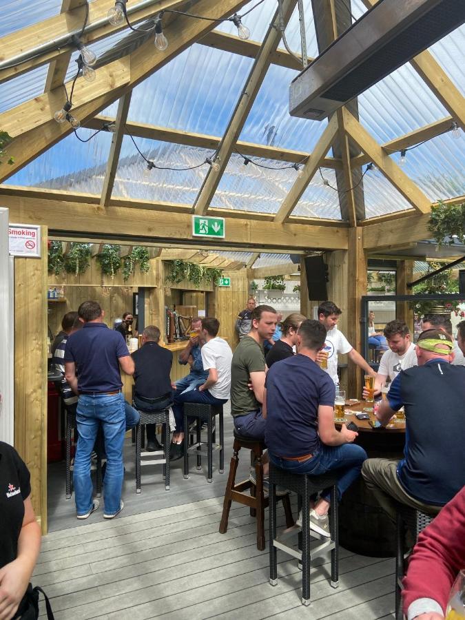 The Copper Still Bar Restaurant & Boutique * Dromod